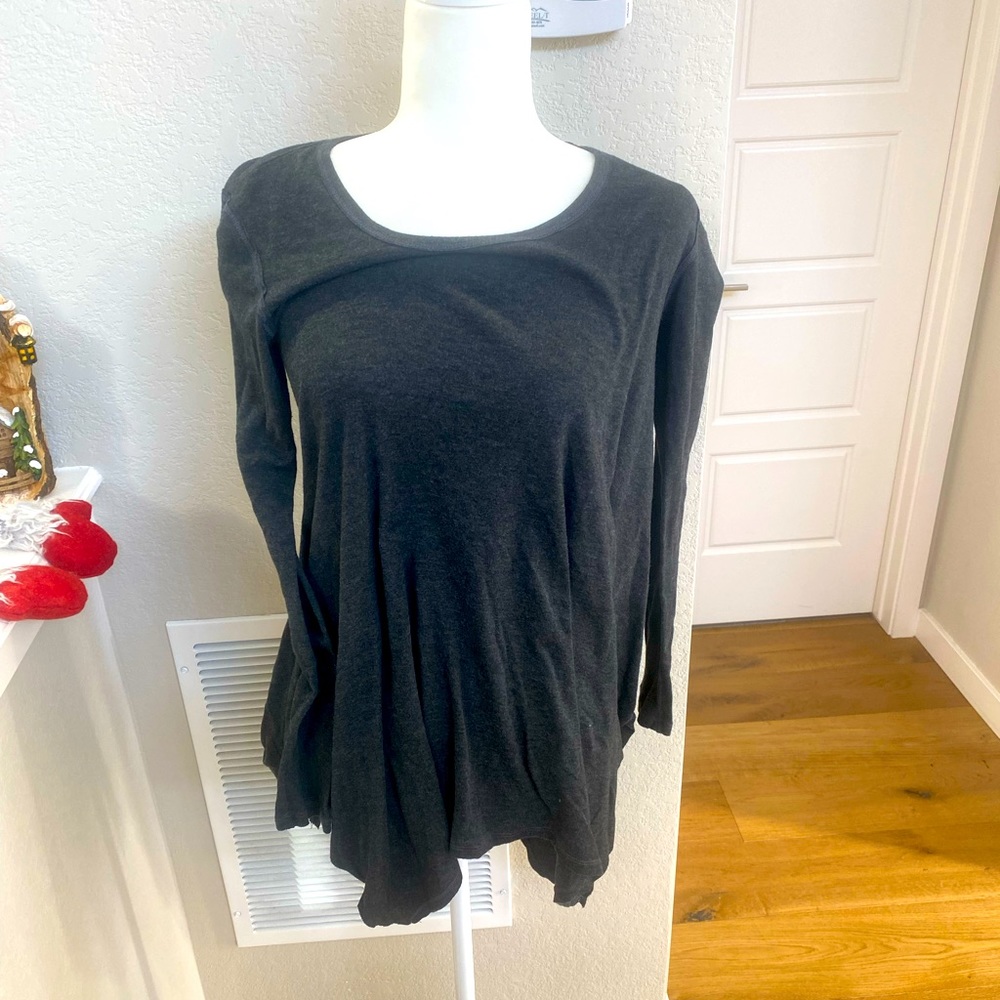 Ingrid & Isabel long sleeve Tshirt.